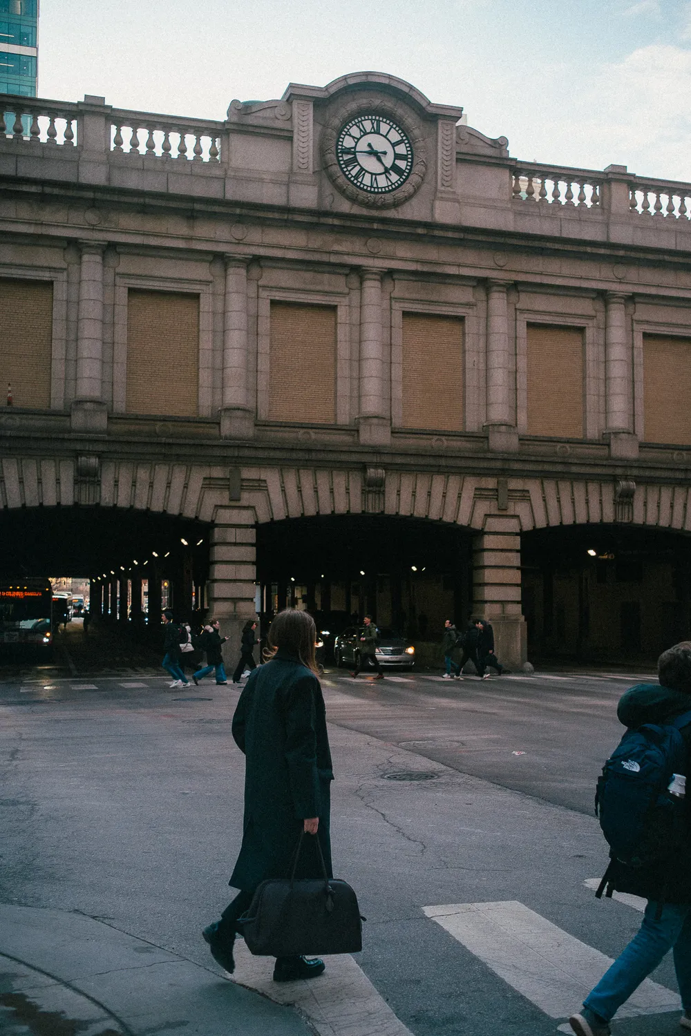 Power in Frame — Moda // Editorial