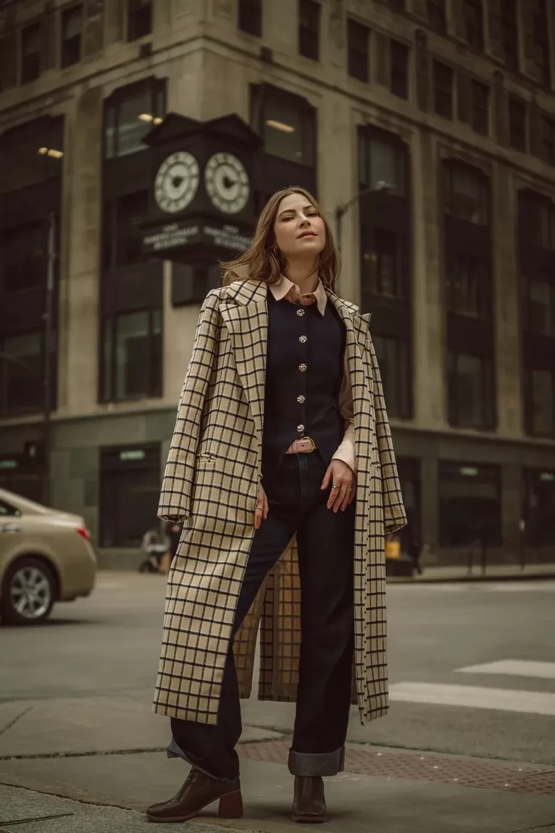 Moments Between the Rush — Moda // Editorial