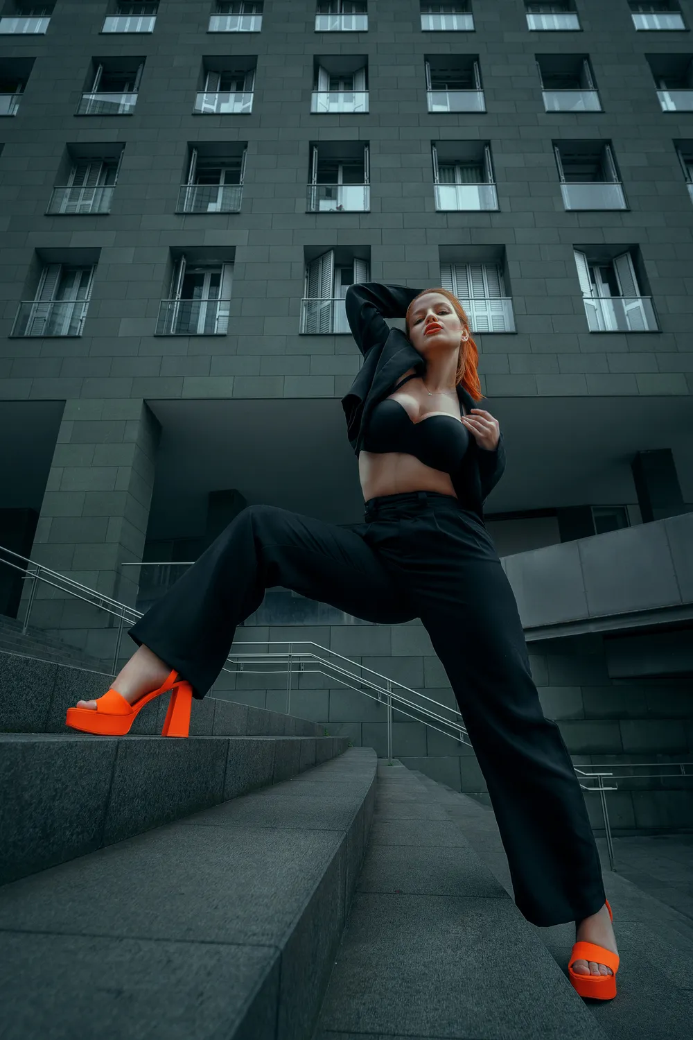 Neon Strike — Moda // Editorial