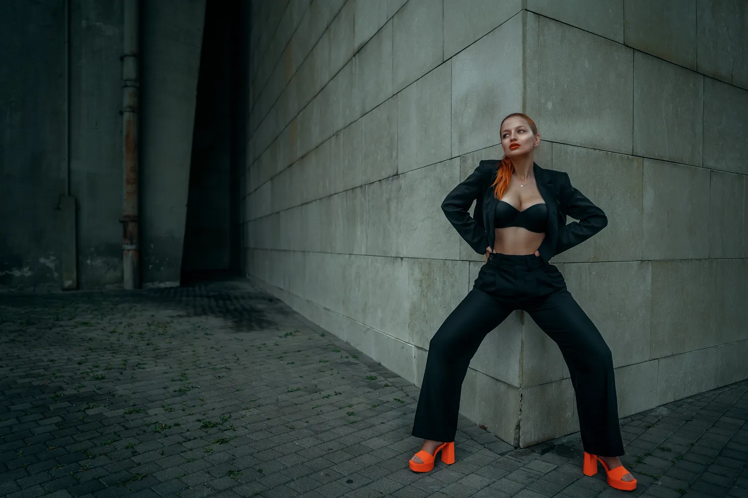 Neon Strike — Moda // Editorial